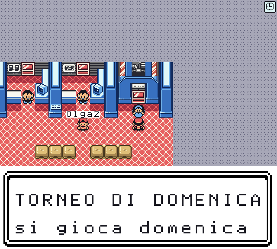 Il piano di sopra del Centro: l'addetta del torneo annuncia il nome del torneo e il giorno in cui si gioca